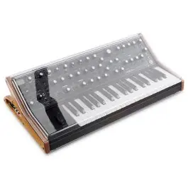 Decksaver Moog Subsequent 37 Finale Aktion