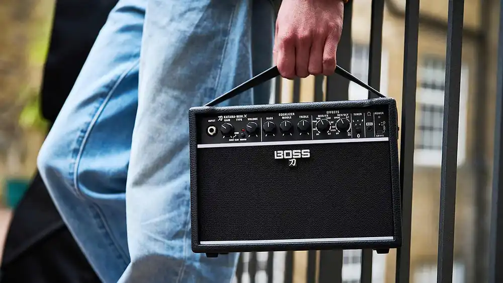 Boss Katana Mini X Combo Solange Der Vorrat Reicht