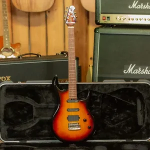 Must-Have Music Man "Luke" Steve Lukather Vintage Sunburst