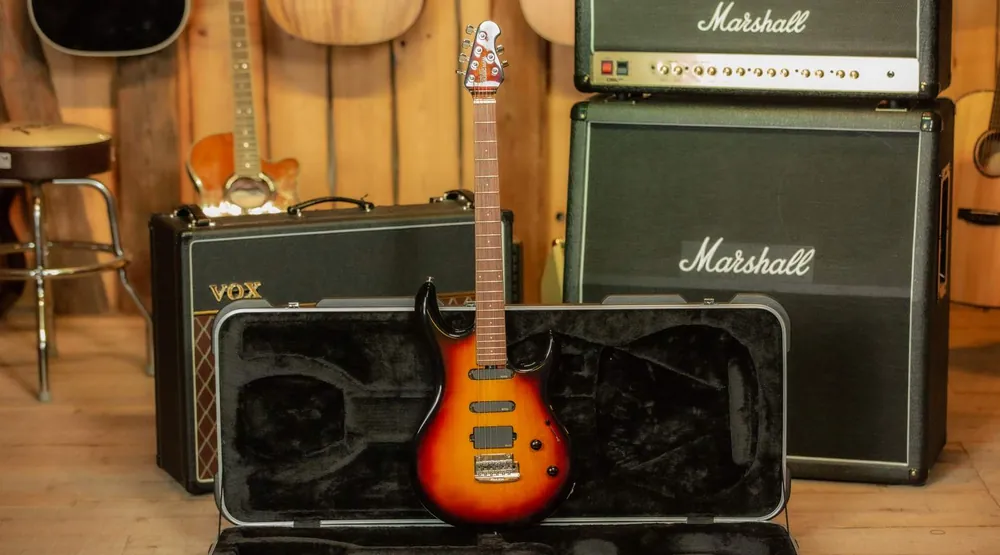 Must-Have Music Man "Luke" Steve Lukather Vintage Sunburst
