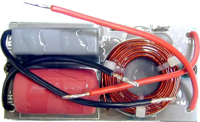 BMS SC 8 - 8 - Passive Weiche für BMS4590L 2" Coaxial Treiber 150 W + 80 W Finale Aktion