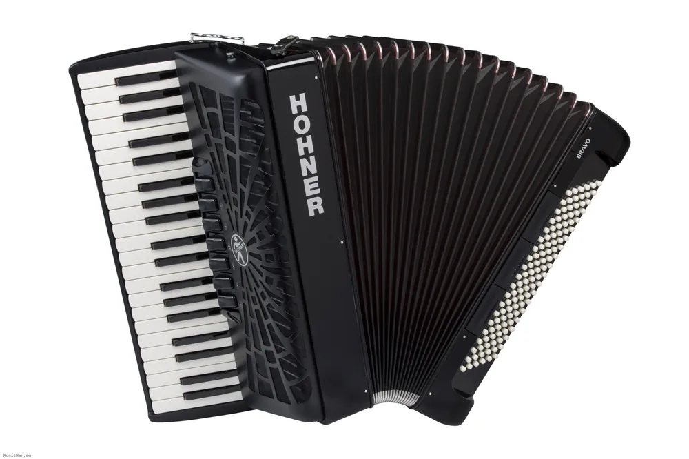 Markenprodukt HOHNER BRAVO III 120 New Bellow Black Akkordeon mit Tasche