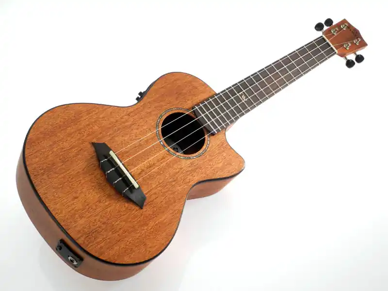 Sonderangebot koki'o Massivmahagoni-Mahagoni Tenor Ukulele Elektrisch U-SMHLMH-CE-T