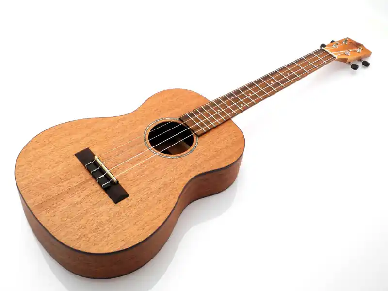 koki'o Mahagoni Bariton Ukulele U-LMHLMH-B Geprüft