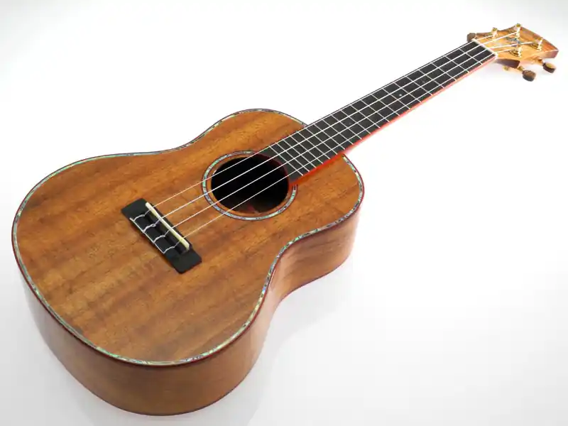 Garantierte Lieferung Lehua Premium-Koa Tenor aus Massivholz LEHUA III