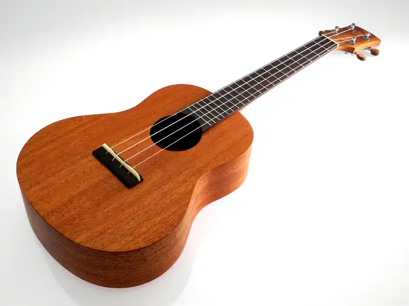 Uluru Mahagoni Tenor Ukulele aus Massivholz Neu Im Sortiment