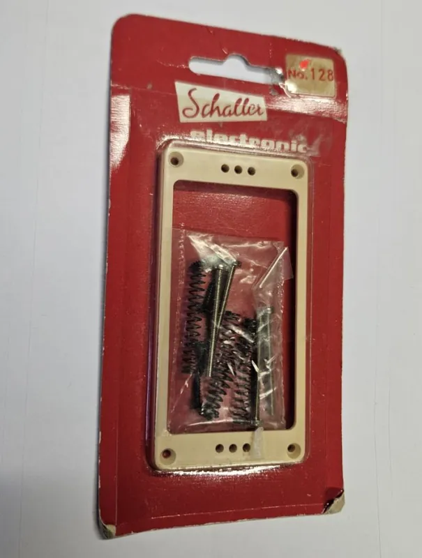 Schaller 128 - Rahmen für Tonabnehmer flach gerade, Kunststoff Creme Top-Preis