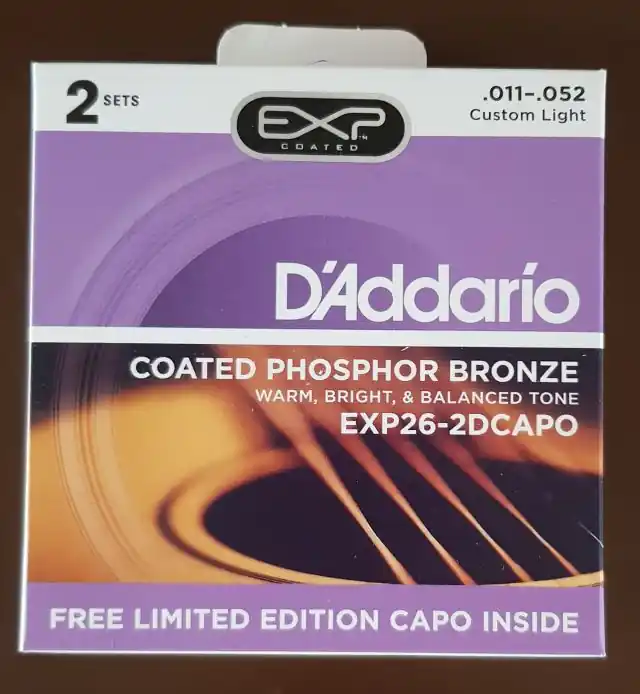 Billig D'ADDARIO EXP26-2D Saiten + Capo für Westerngitarre 011-052 - Set