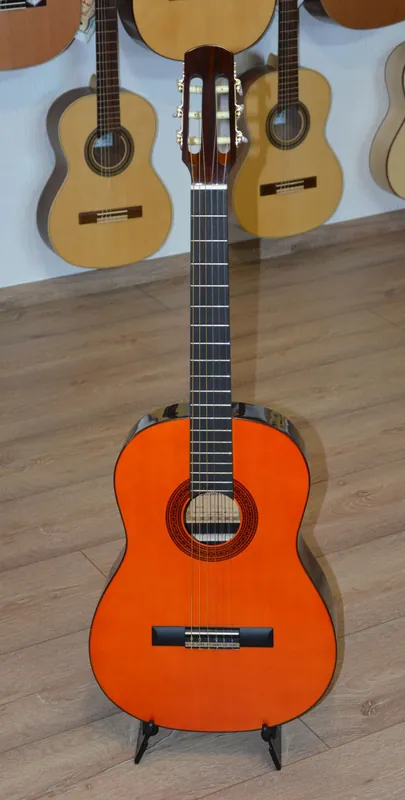 SAMICK SC-330 Konzertgitarre 4/4 Knallerangebot