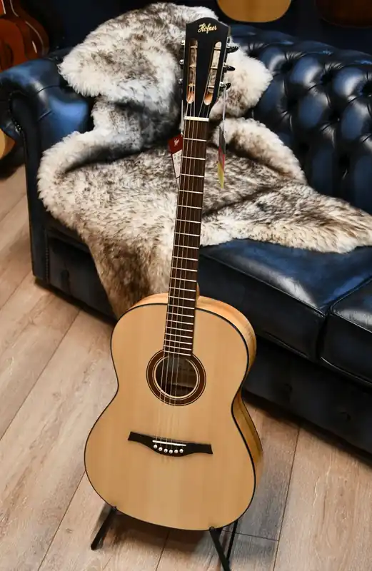 Höfner HA-CS7 Classic Steelstring Akustikgitarre Abverkauf